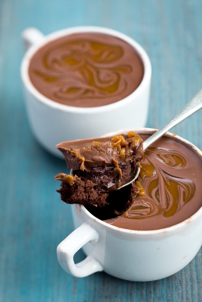 Cake in a mug - Chocolate cake with topping