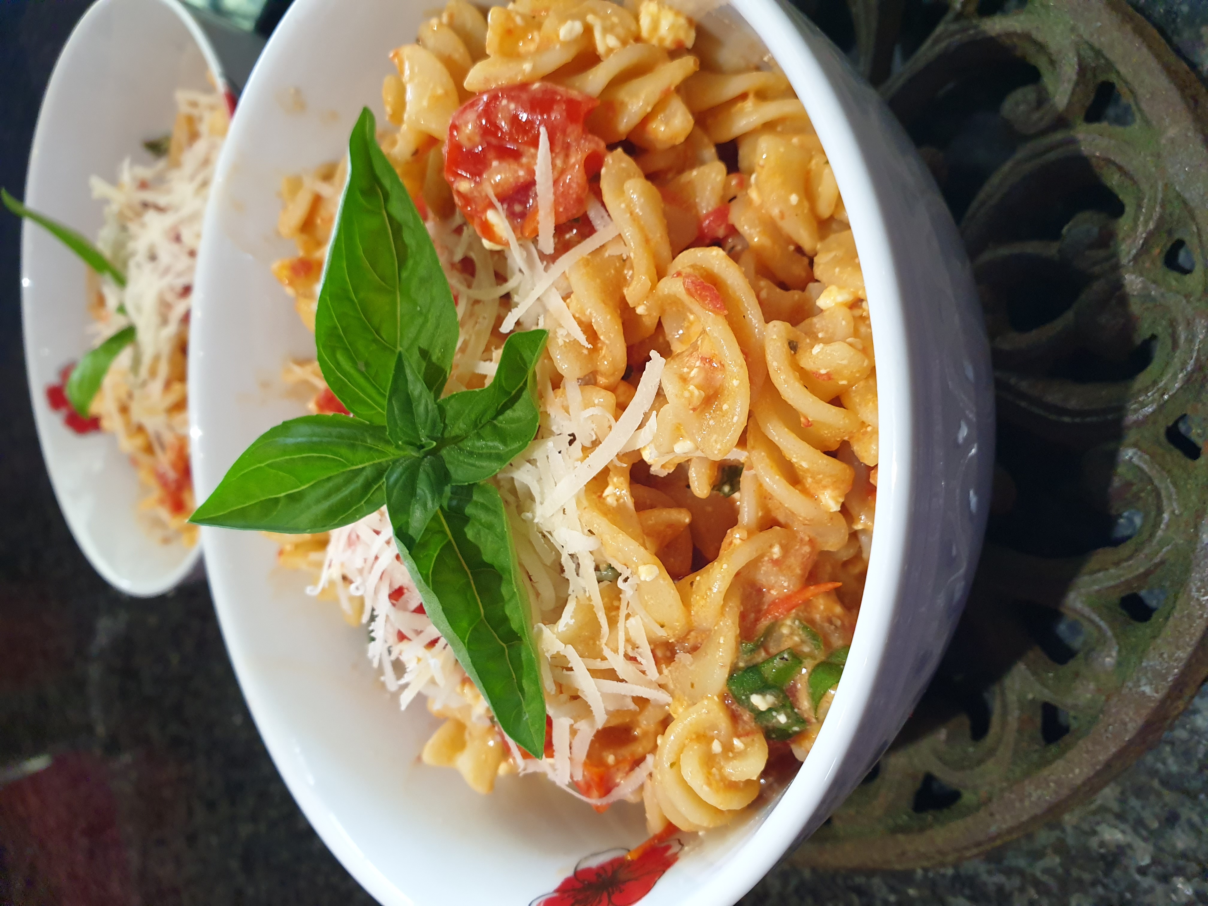 Ready to eat - Roasted tomato and feta pasta